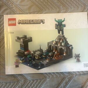LEGO Minecraft The Deep Dark Battle instruction book